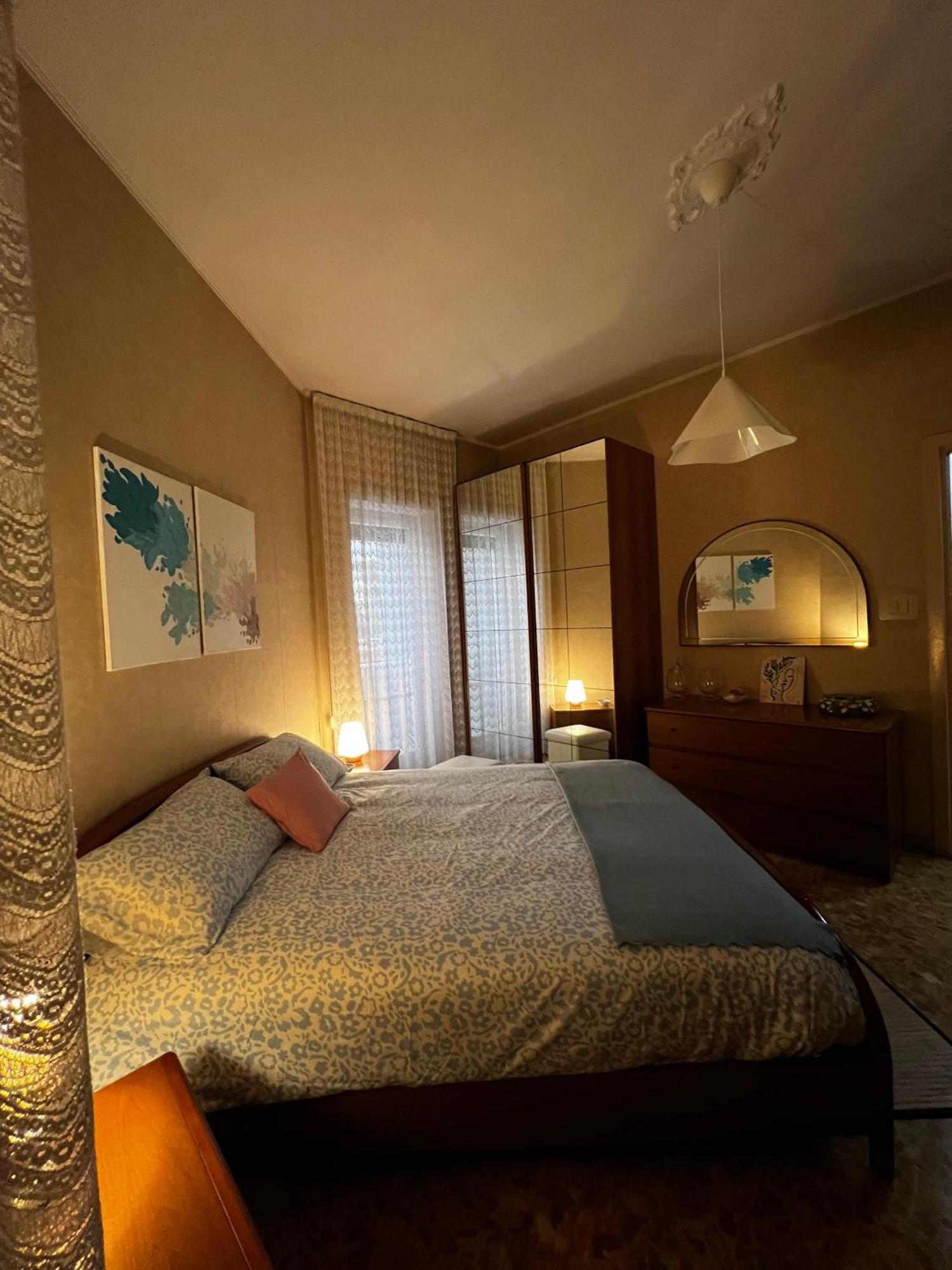 Apartment In Via Monte Cervialto Rom